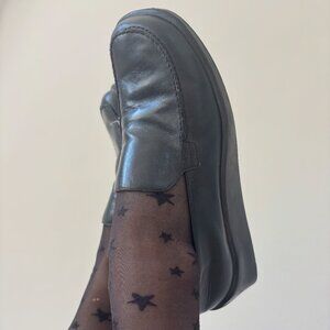 Vintage minimalist square toe loafers